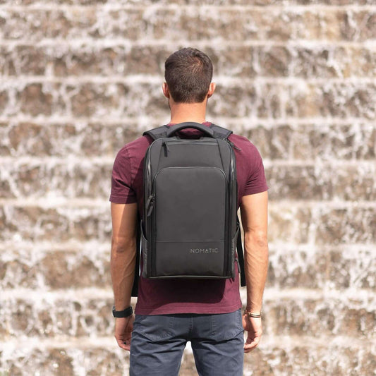 NOMATIC 20L TRAVEL PACK
